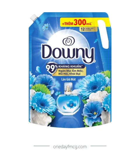 Downy Fabric Softener Cool Breeze 2.6L x 4 pouches