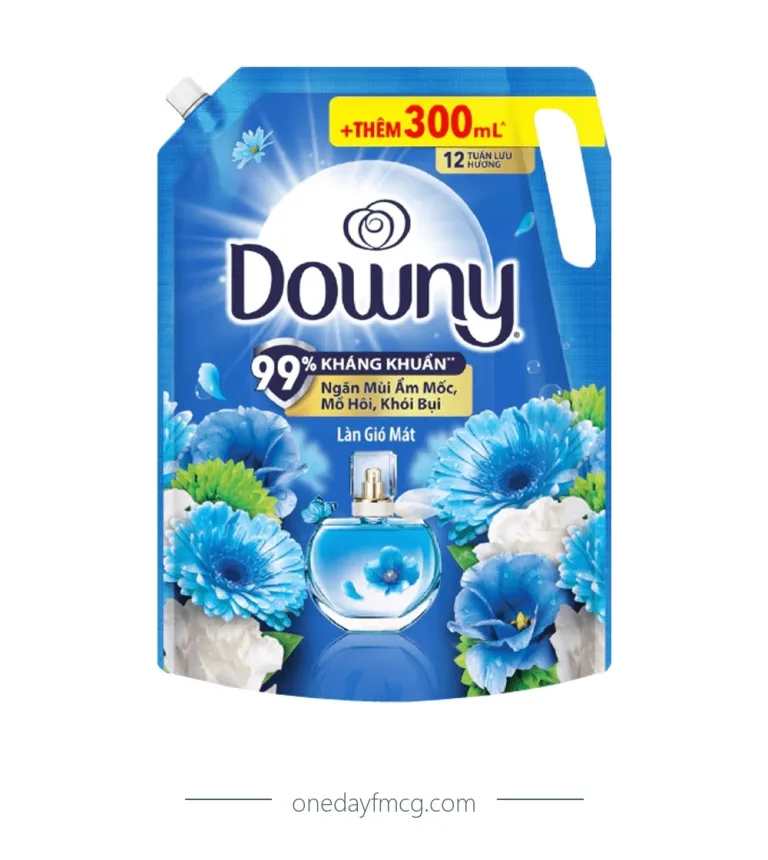 Downy Fabric Softener Cool Breeze 2.6L x 4 pouches